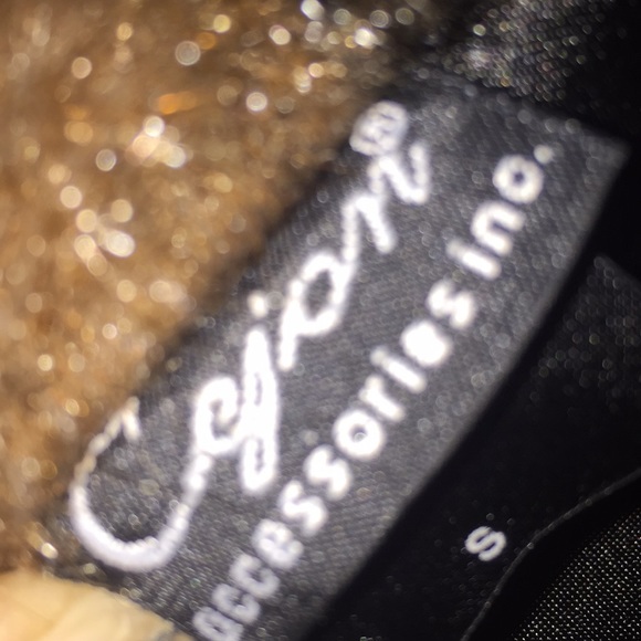 Faux Fur Vest - Picture 5 of 6